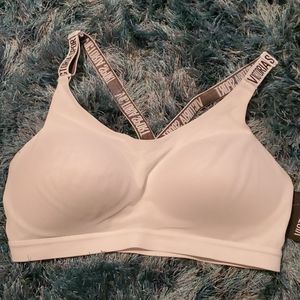 New with tag Victoria's Secret  Sport  Bra